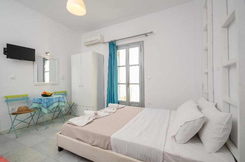 Depis Luxury Suites Naxos City 외부 사진
